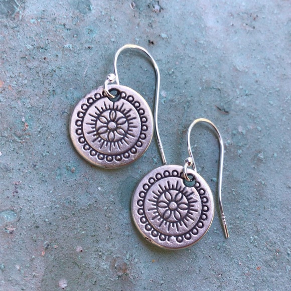 Sterling Silver Sundance charm Earrings new - Picture 6 of 8